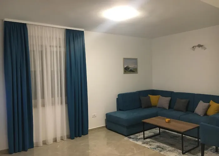 Appartamento Leneda With Pool Pola