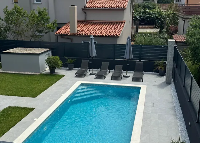 Appartamento Leneda With Pool